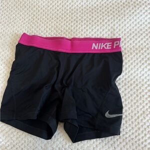 Black Nike pros